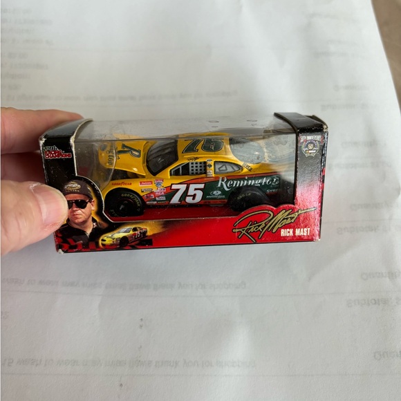 NASCAR.‎ Stickers, magnets cards, and mini vehicle.  1216 - Picture 7 of 7